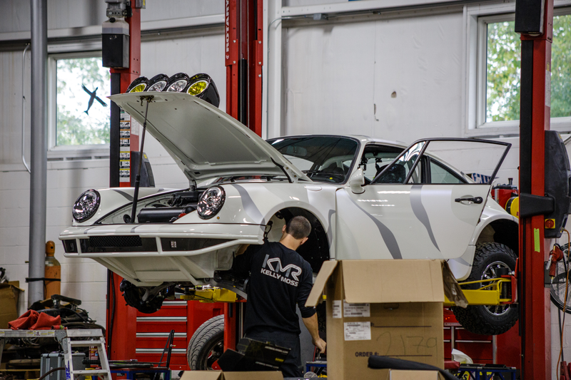 Illustration for article titled Even SEMA Knows Off-Road 911s Are One Of The Coolest Things On Earth